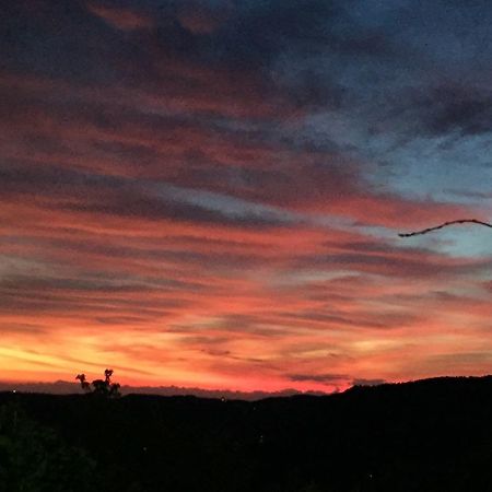 Vila Qua Da Noi Varzi Exteriér fotografie
